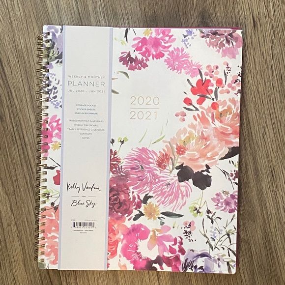 2020-2021 Planner - Picture 2 of 2